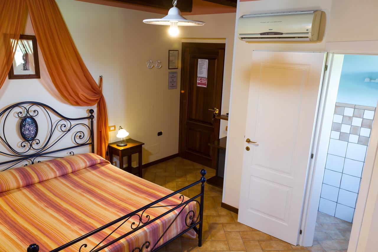 Vecchio Gelso Alojamento de Turismo Rural Ortezzano